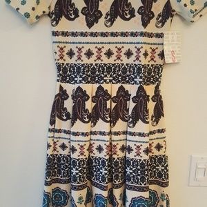 Lularoe Small Amelia dress